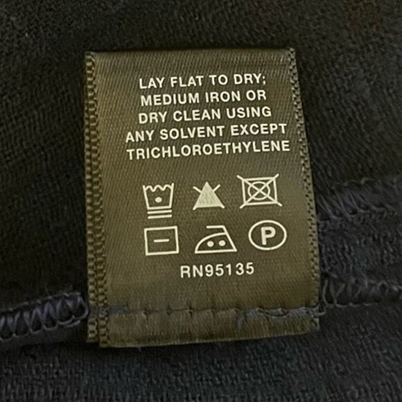 Lafayette 148 Navy Blue 100% Linen Drop Shoulder Asymmetric Hem Top Size Small - Picture 5 of 6